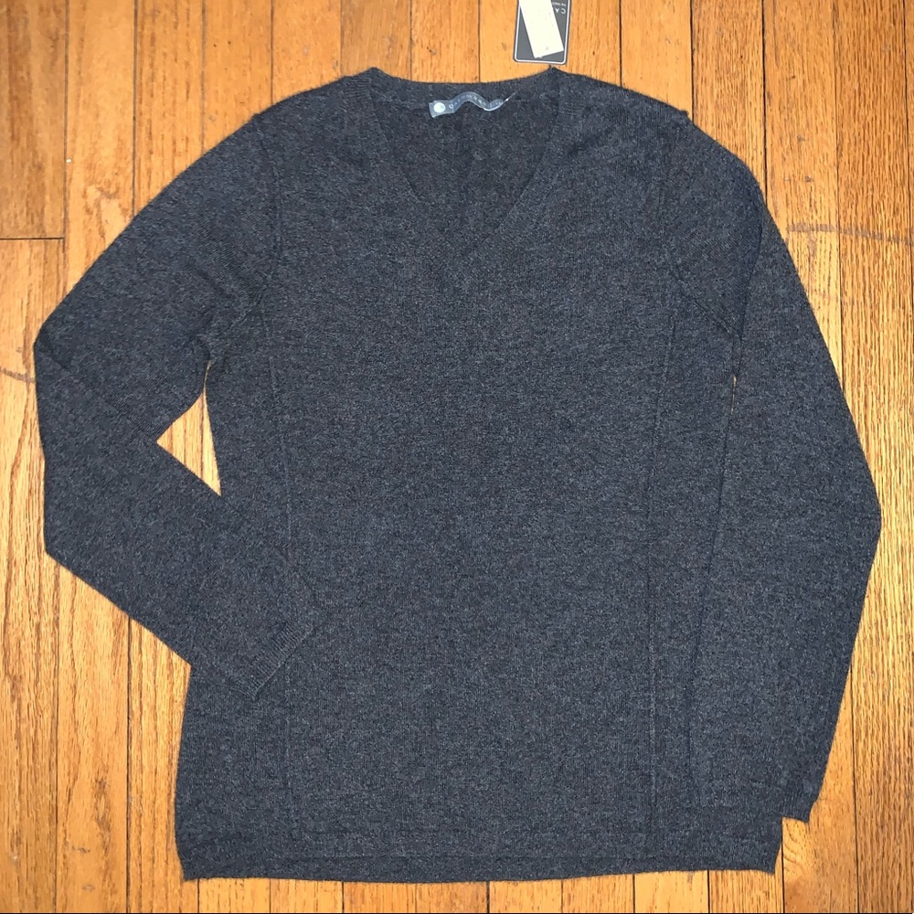 100% Cashmere Medium Gray Sweater, Medium, NWT